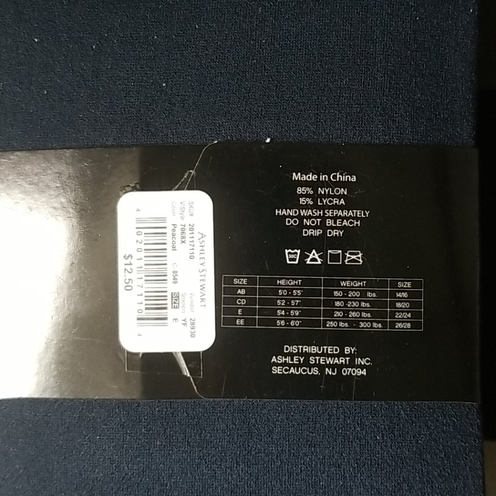 5 PK ASHLEY STEWART TIGHTS - Picture 2 of 3